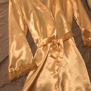 Satin robe